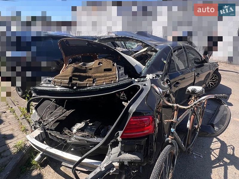 Седан Audi A8 2010 в Павлограде