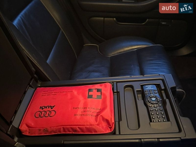 Седан Audi A8 2007 в Кривом Роге