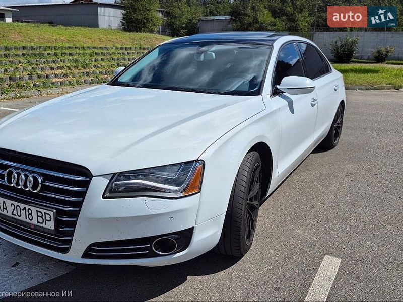 Седан Audi A8 2013 в Києві