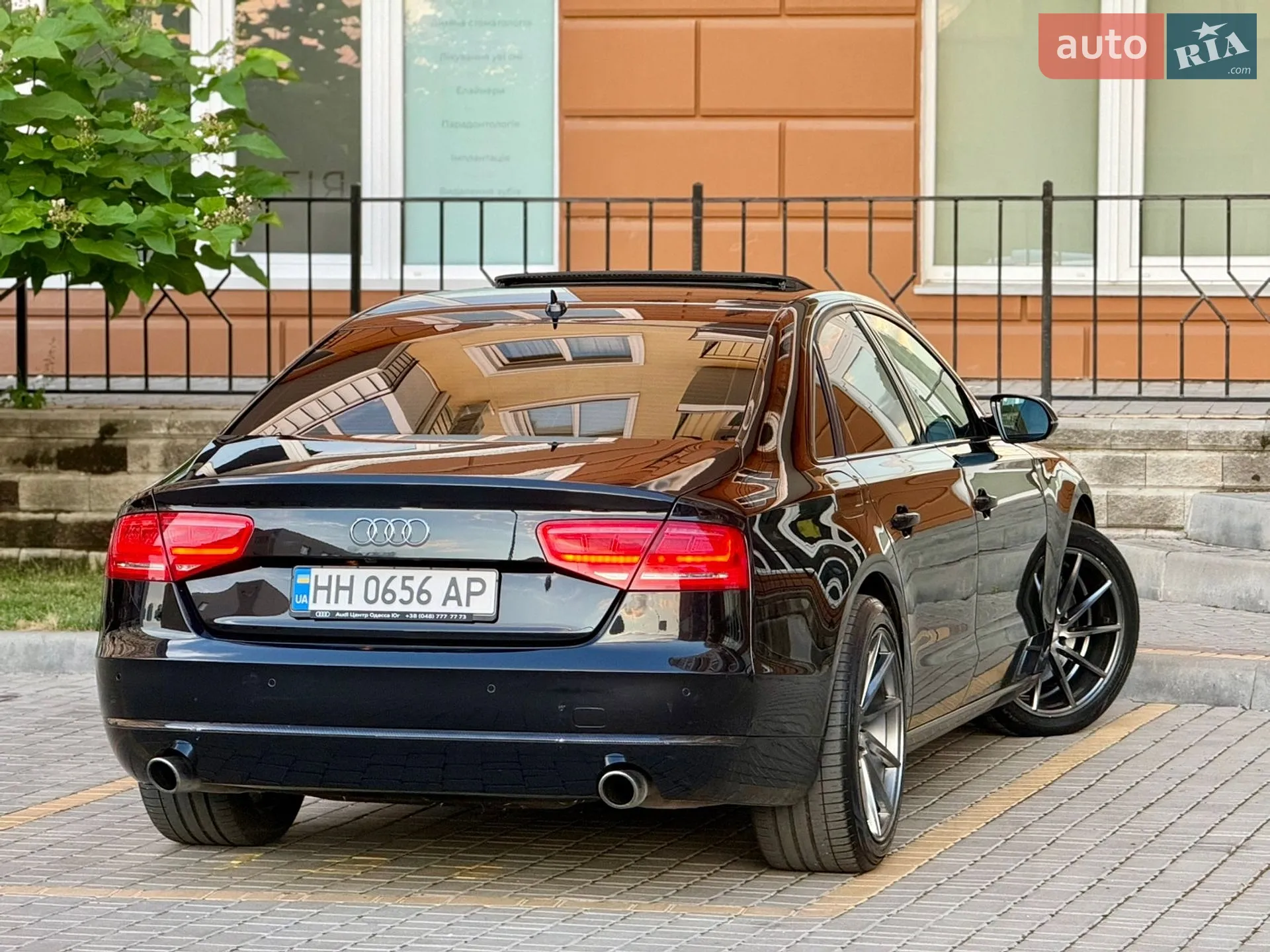2010 Audi A8 - мініатюра 26