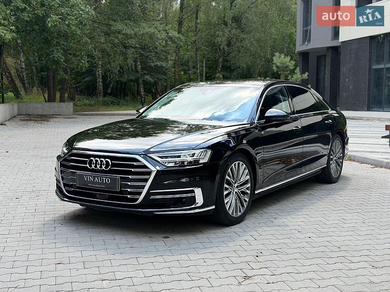 Седан Audi A8 2018 в Тернополі