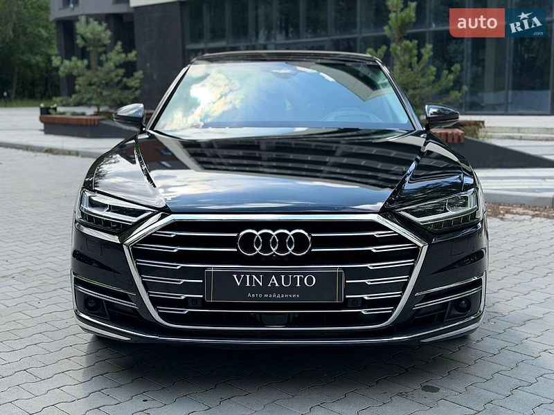 Седан Audi A8 2018 в Тернополі