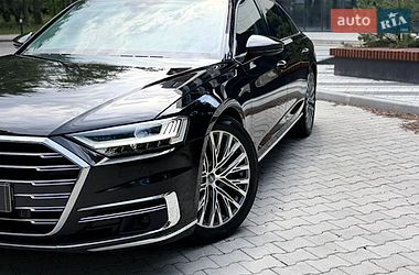 Седан Audi A8 2018 в Тернополі