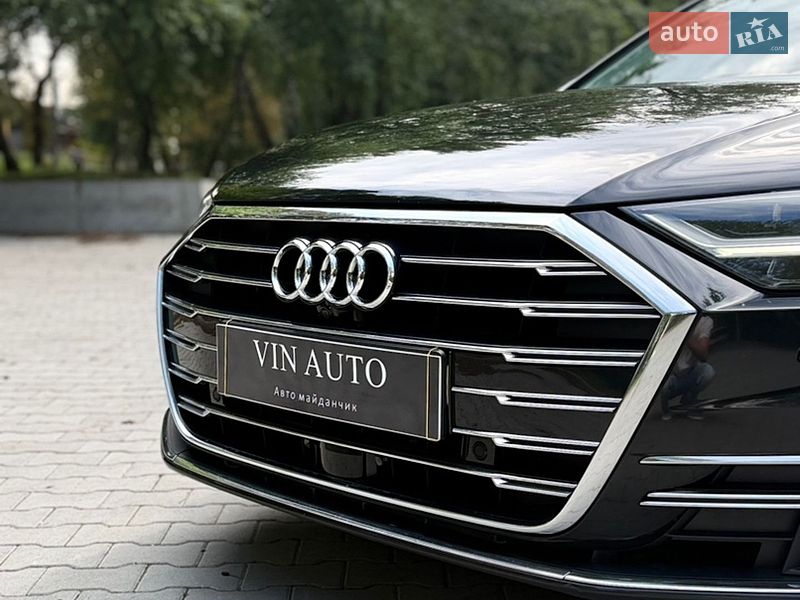 Седан Audi A8 2018 в Тернополі
