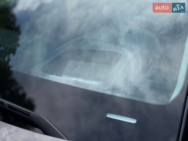 Седан Audi A8 2018 в Тернополі
