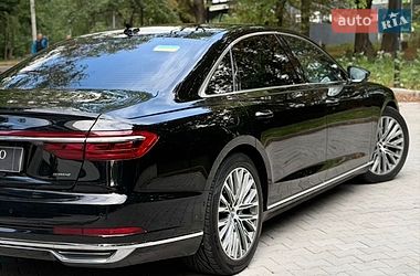 Седан Audi A8 2018 в Тернополі