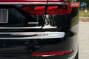 Седан Audi A8 2018 в Тернополі
