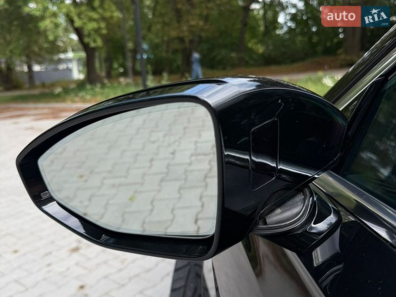 Седан Audi A8 2018 в Тернополі