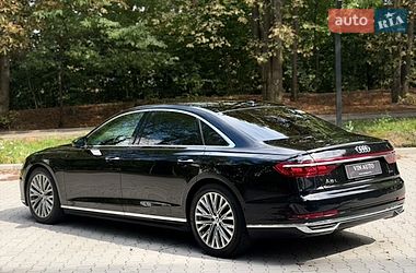 Седан Audi A8 2018 в Тернополі