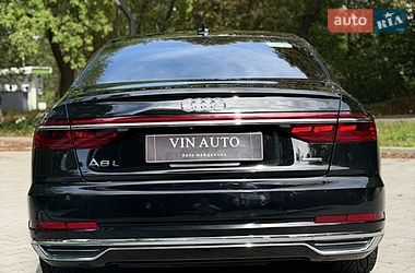 Седан Audi A8 2018 в Тернополі