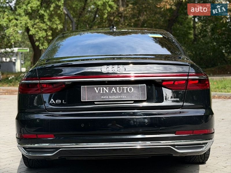 Седан Audi A8 2018 в Тернополі
