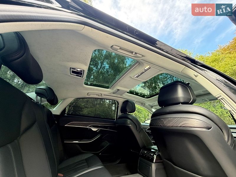 Седан Audi A8 2018 в Тернополі