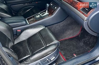 Седан Audi A8 2004 в Львові
