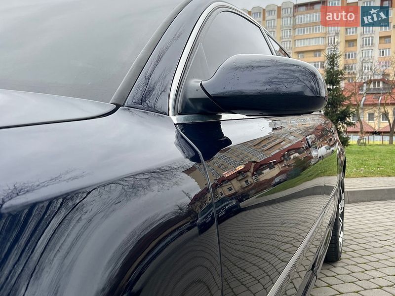 Седан Audi A8 2004 в Львові