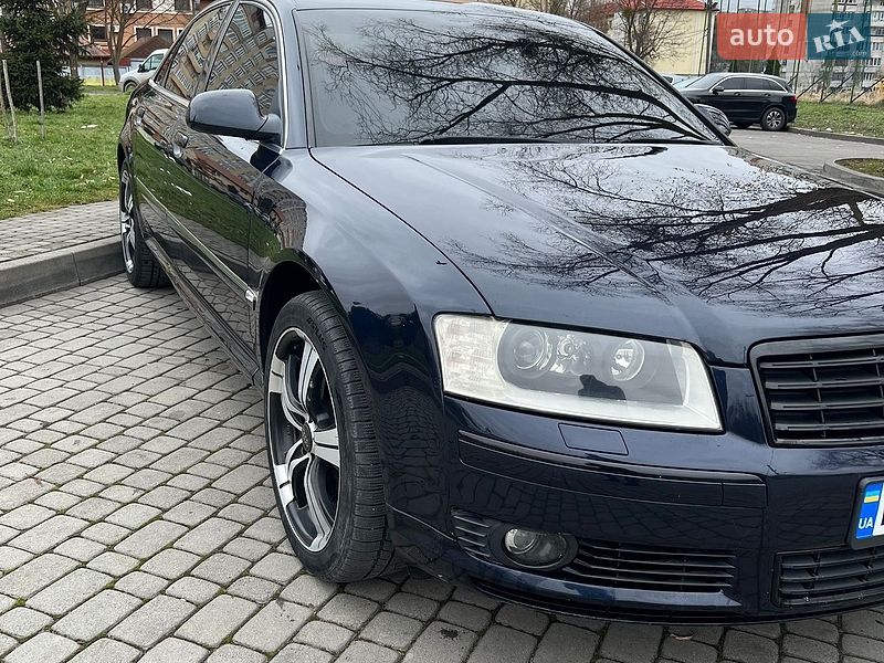 Седан Audi A8 2004 в Львові