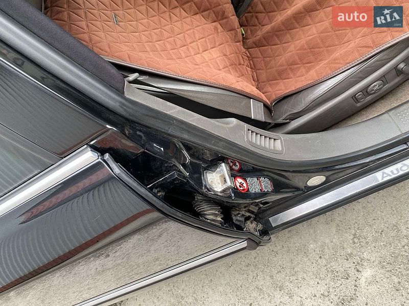 Седан Audi A8 2000 в Ярмолинцах