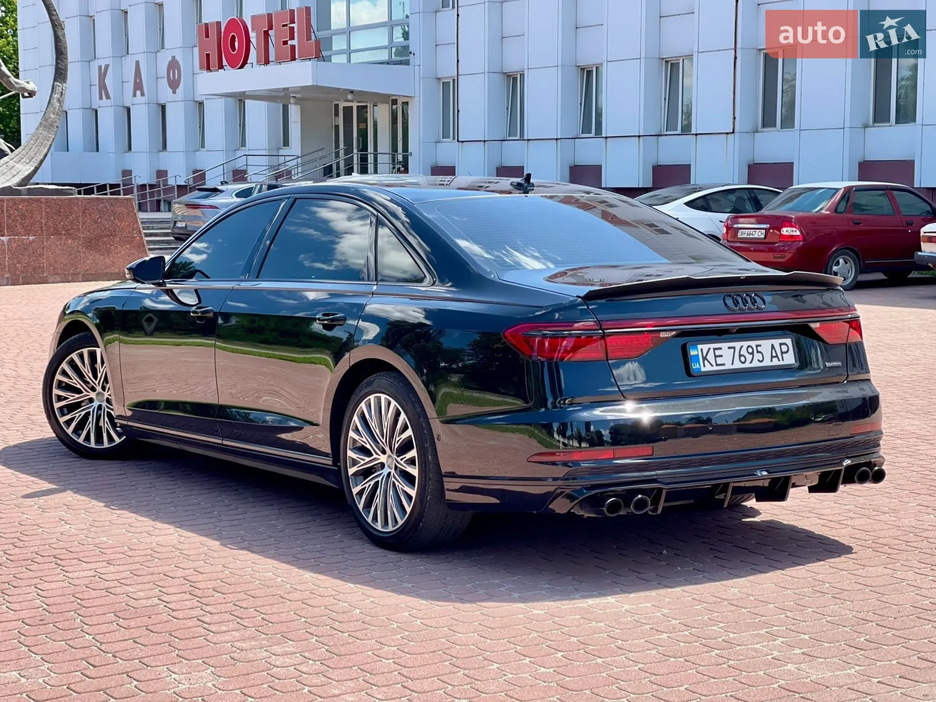 2019 Audi A8 - мініатюра 7