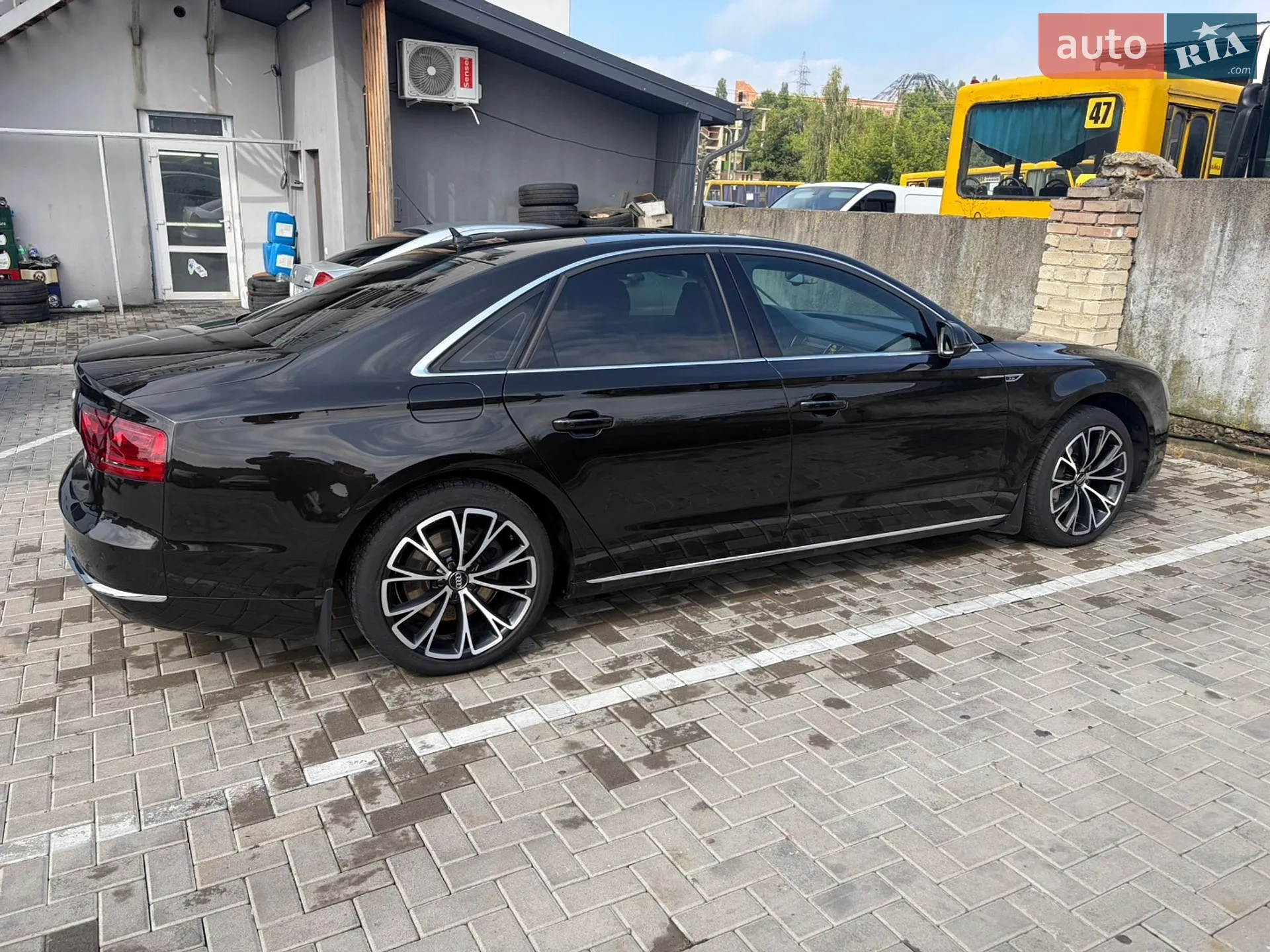 2012 Audi A8 - мініатюра 4