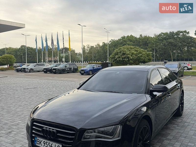Audi A8 2012