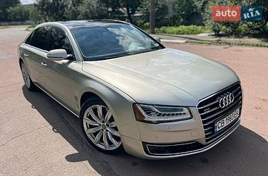 Седан Audi A8 2016 в Чернигове