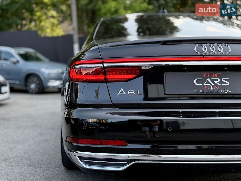 Седан Audi A8 2020 в Киеве
