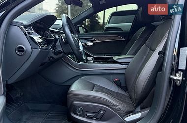 Седан Audi A8 2020 в Киеве
