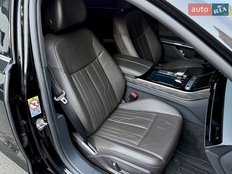 Седан Audi A8 2020 в Киеве