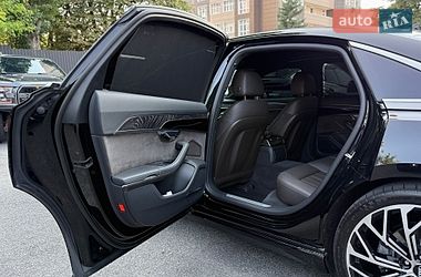 Седан Audi A8 2020 в Киеве