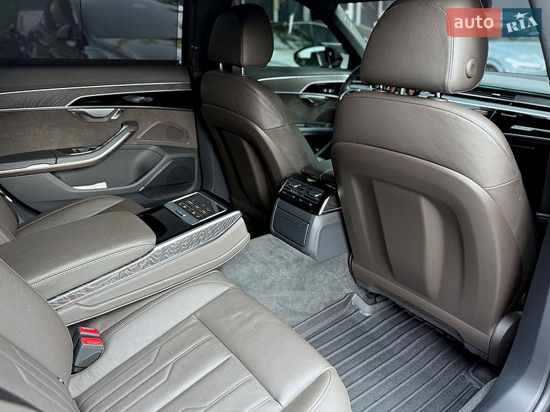 Седан Audi A8 2020 в Киеве