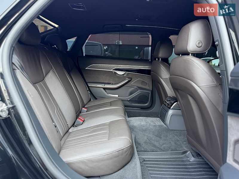 Седан Audi A8 2020 в Киеве