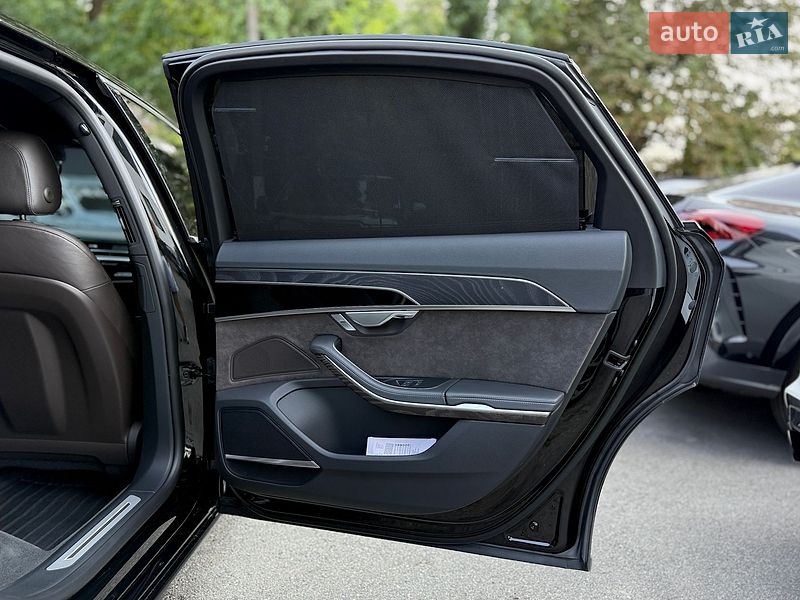 Седан Audi A8 2020 в Киеве