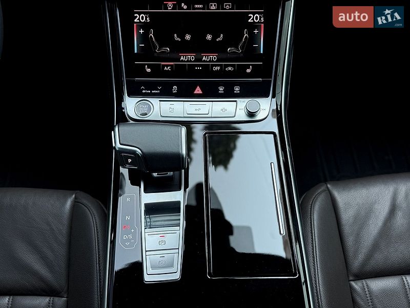 Седан Audi A8 2020 в Киеве
