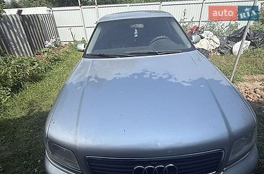 Седан Audi A8 2000 в Чернигове