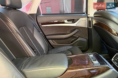 Седан Audi A8 2011 в Хмельницькому