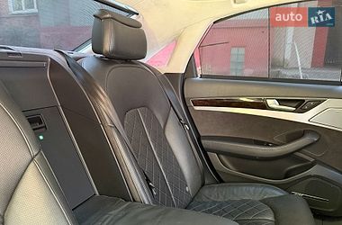Седан Audi A8 2011 в Хмельницькому
