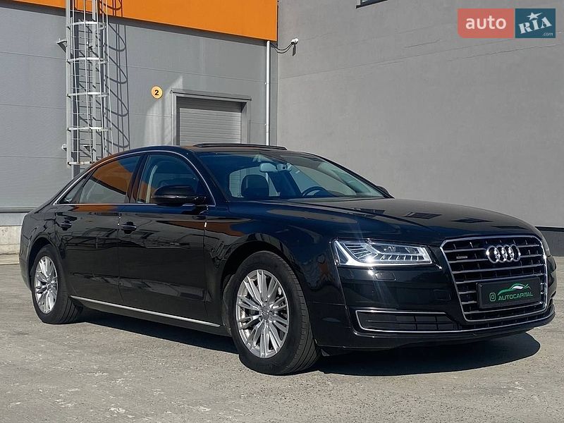 Седан Audi A8 2017 в Киеве