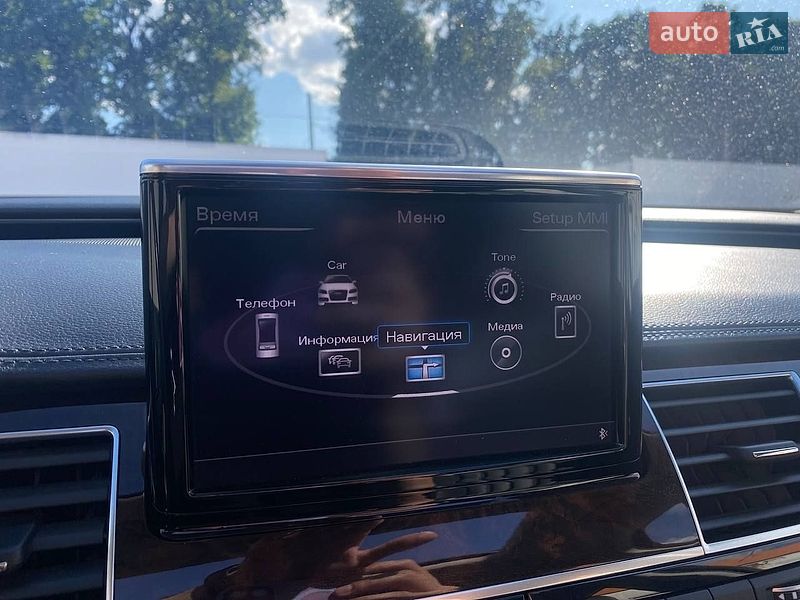 Седан Audi A8 2017 в Киеве