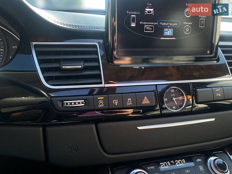 Седан Audi A8 2017 в Киеве