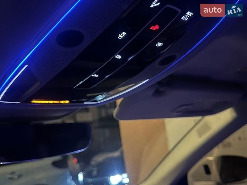 Седан Audi A8 2018 в Киеве фото 26 Седан Audi A8 2018 в Киеве