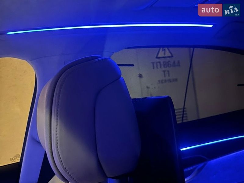 Седан Audi A8 2018 в Киеве фото 25 Седан Audi A8 2018 в Киеве