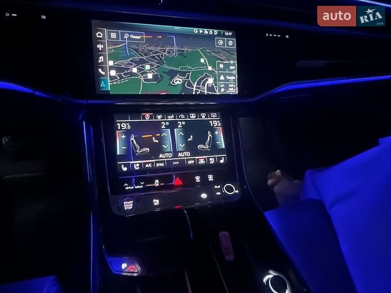 Седан Audi A8 2018 в Киеве фото 28 Седан Audi A8 2018 в Киеве