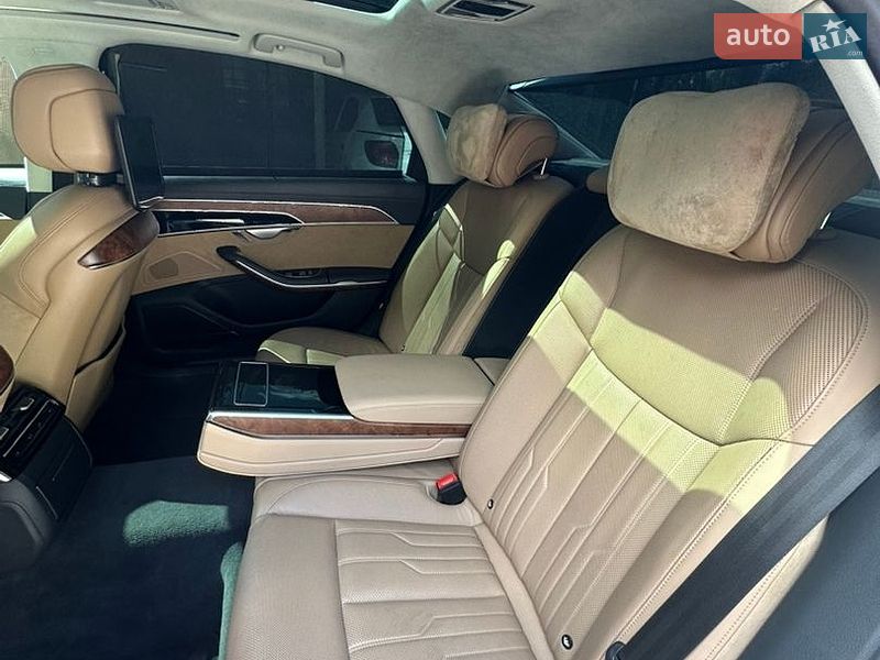 Седан Audi A8 2018 в Киеве фото 31 Седан Audi A8 2018 в Киеве