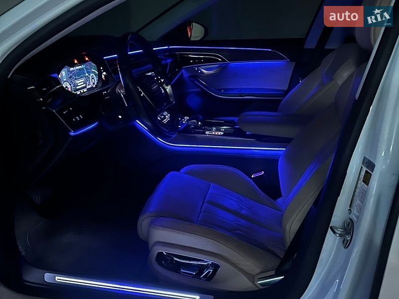 Седан Audi A8 2018 в Киеве фото 36 Седан Audi A8 2018 в Киеве