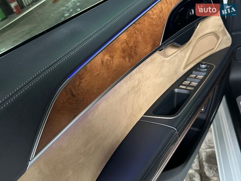 Седан Audi A8 2018 в Киеве фото 54 Седан Audi A8 2018 в Киеве