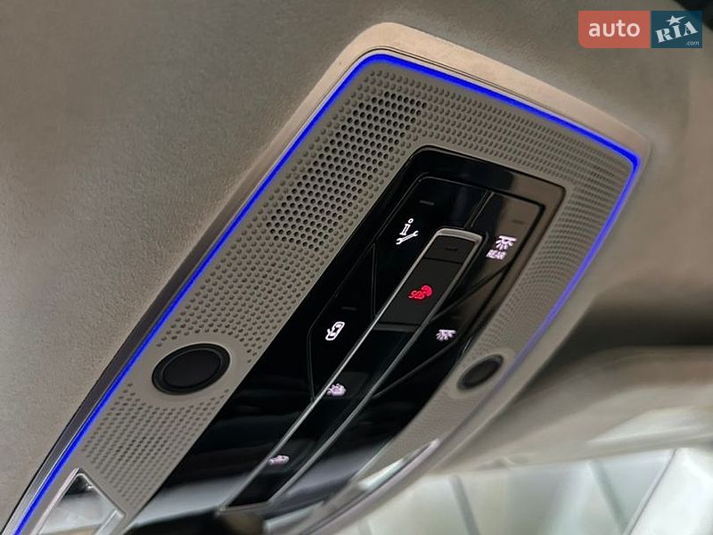 Седан Audi A8 2018 в Киеве фото 63 Седан Audi A8 2018 в Киеве