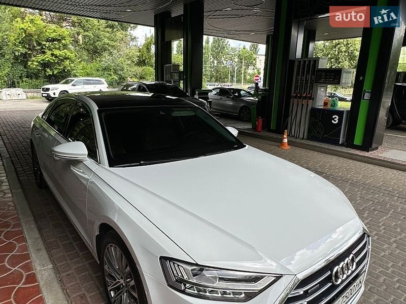 Седан Audi A8 2018 в Киеве фото 89 Седан Audi A8 2018 в Киеве