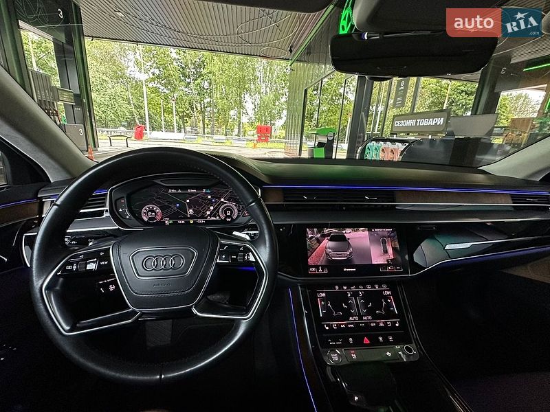 Седан Audi A8 2018 в Киеве фото 99 Седан Audi A8 2018 в Киеве