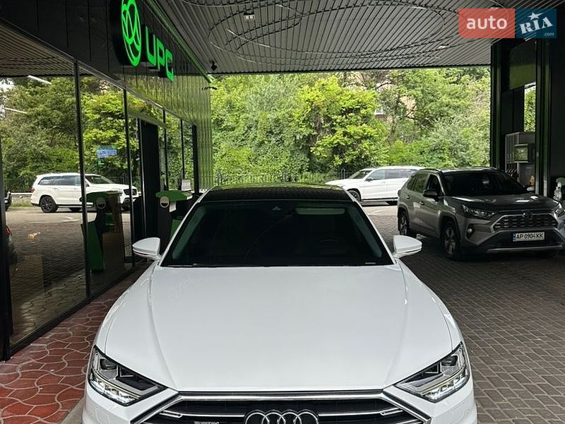 Седан Audi A8 2018 в Киеве фото 115 Седан Audi A8 2018 в Киеве