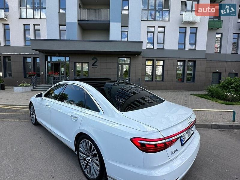 Седан Audi A8 2018 в Киеве фото 13 Седан Audi A8 2018 в Киеве