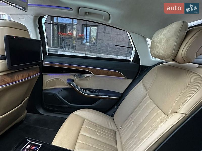 Седан Audi A8 2018 в Киеве фото 17 Седан Audi A8 2018 в Киеве
